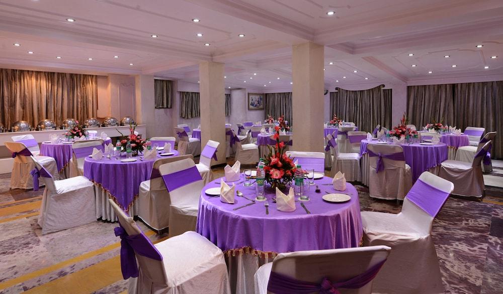 Ashiana Clarks Inn Shimla Eksteriør bilde